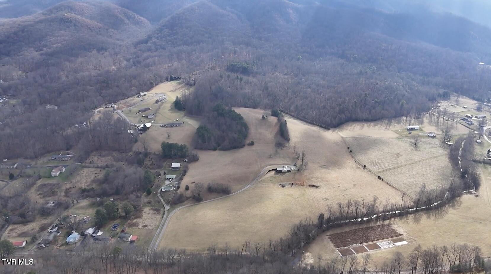 2517 Sinking Creek Road Johnson City, TN 37604 - Photo 85 of 86 52