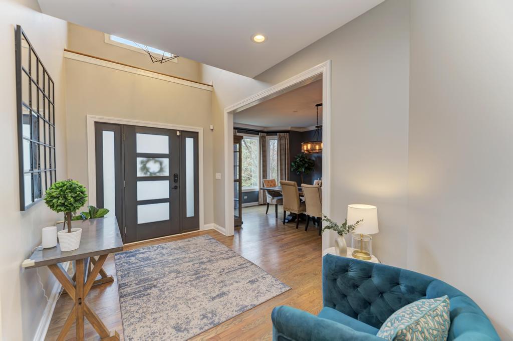 1061 Sean Circle Darien, IL 60561 - Photo 3 of 50 a living room with furniture and wooden floor