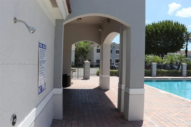 $1,900 | 2940 Southeast 15th Terrace, Unit 2940, Homestead, FL 33035