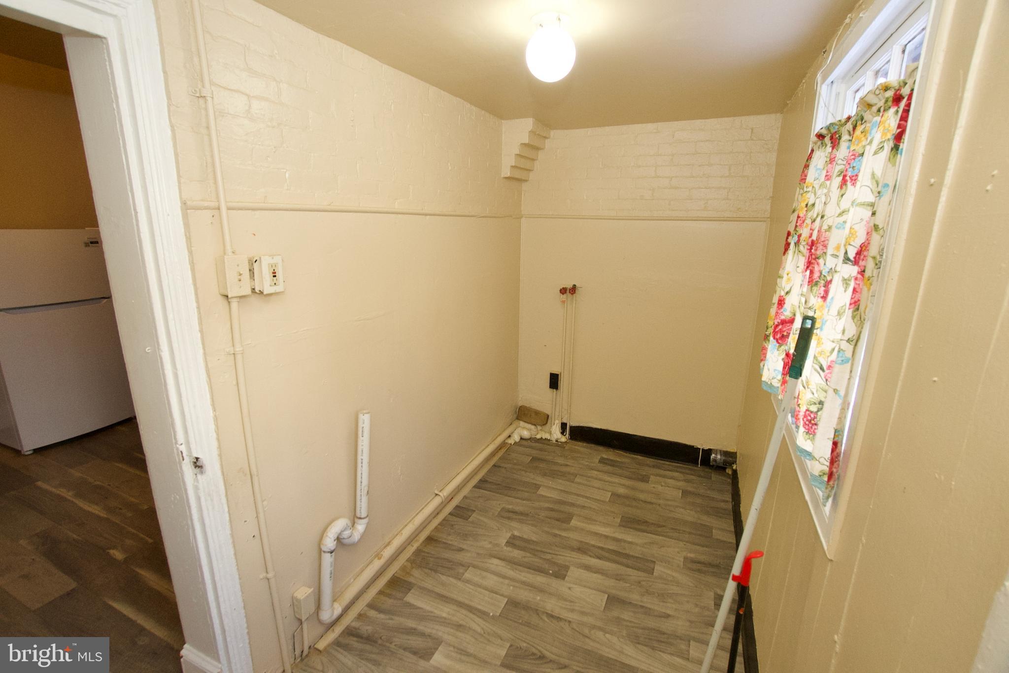 1361 East Rittenhouse Street Philadelphia, PA 19138 - Photo 8 of 20 a view of an empty room