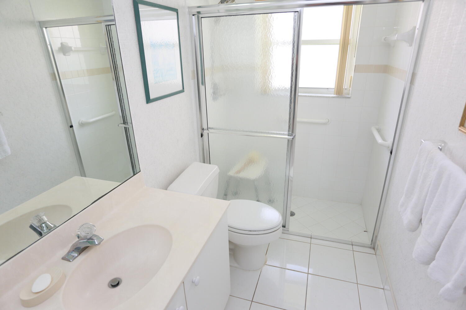 6849 Sun River Road Boynton Beach, FL 33437 - Photo 19 of 35 22-Guest Bathroomjpg