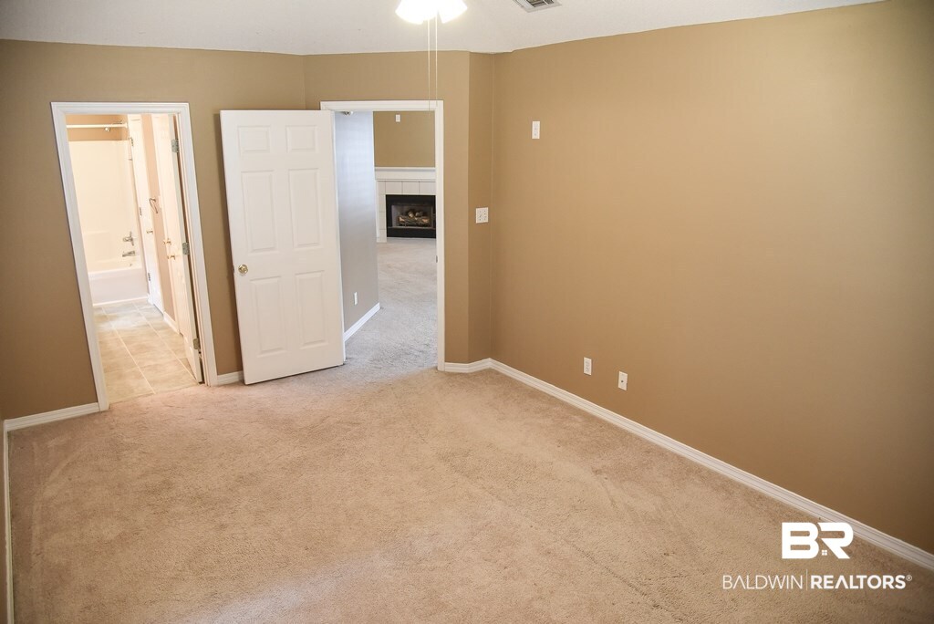 2041 Laurel Oak Court Mobile, AL 36695 - Photo 12 of 30
