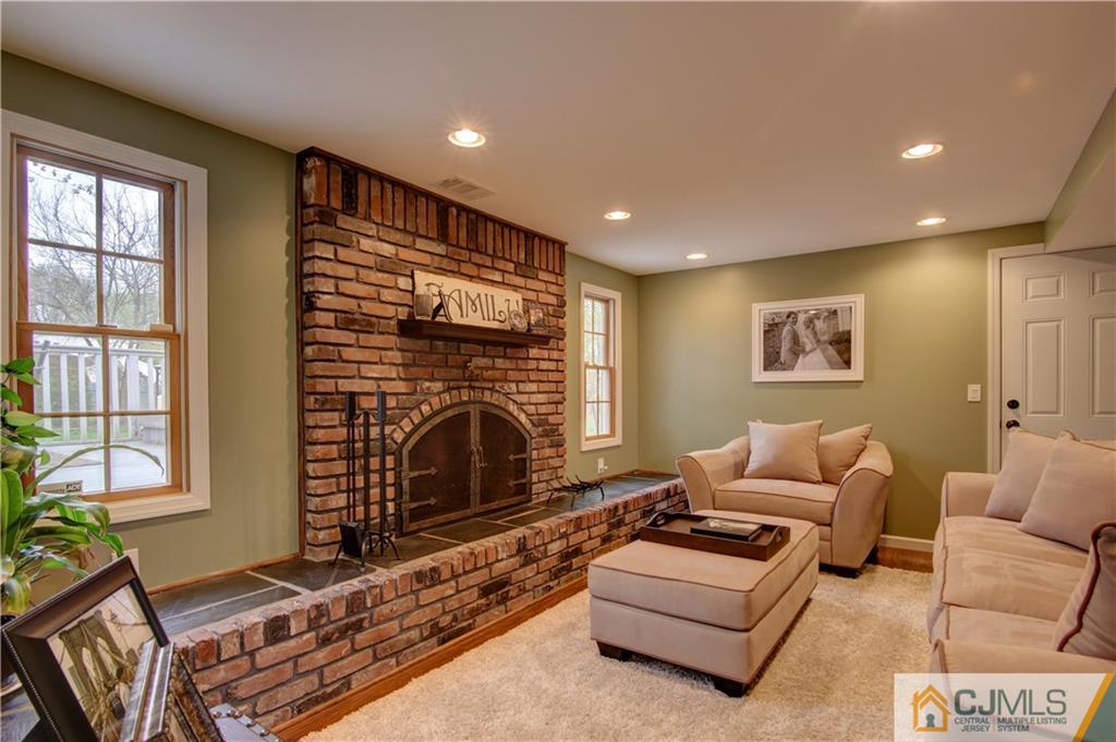 26 Arden Road Old Bridge, NJ 08857 - Photo 3 of 25 Gallery Image 3