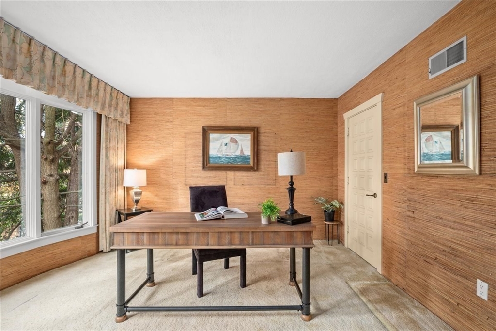37 Flagg Road Southborough, MA 01772 - Photo 19 of 42 Gallery Image 19