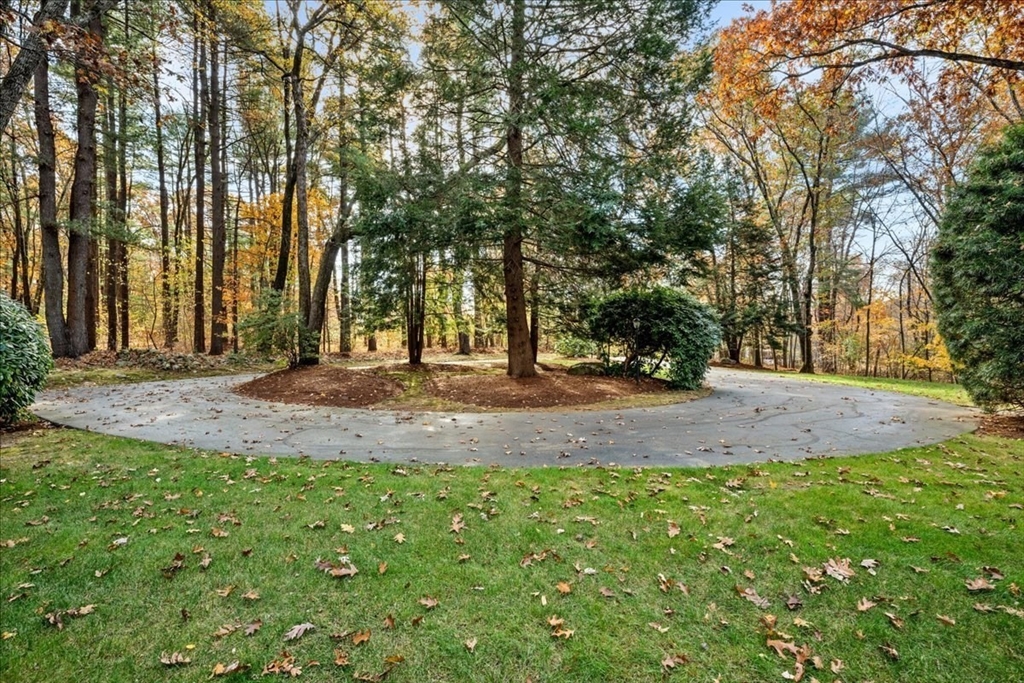37 Flagg Road Southborough, MA 01772 - Photo 4 of 42 Gallery Image 4