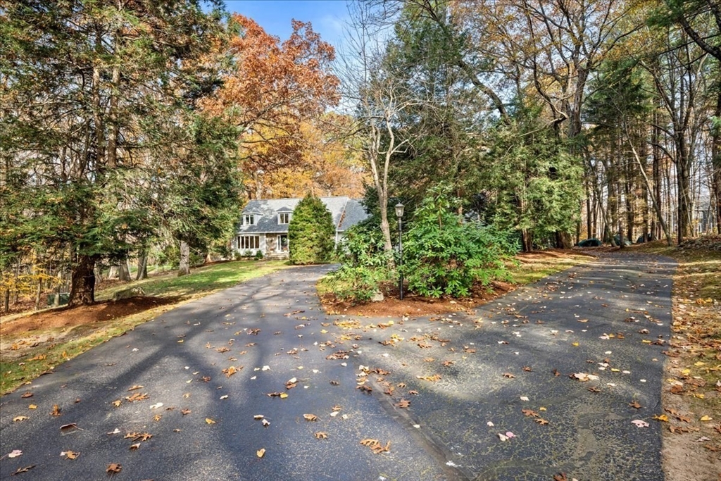 37 Flagg Road Southborough, MA 01772 - Photo 5 of 42 Gallery Image 5