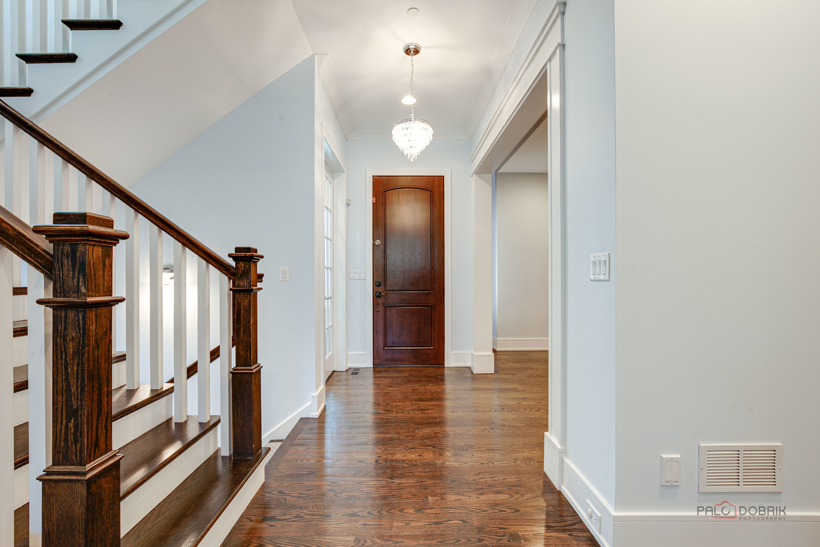 2406 Illinois Road Northbrook, IL 60062 - Photo 2 of 34 Gallery Image 2