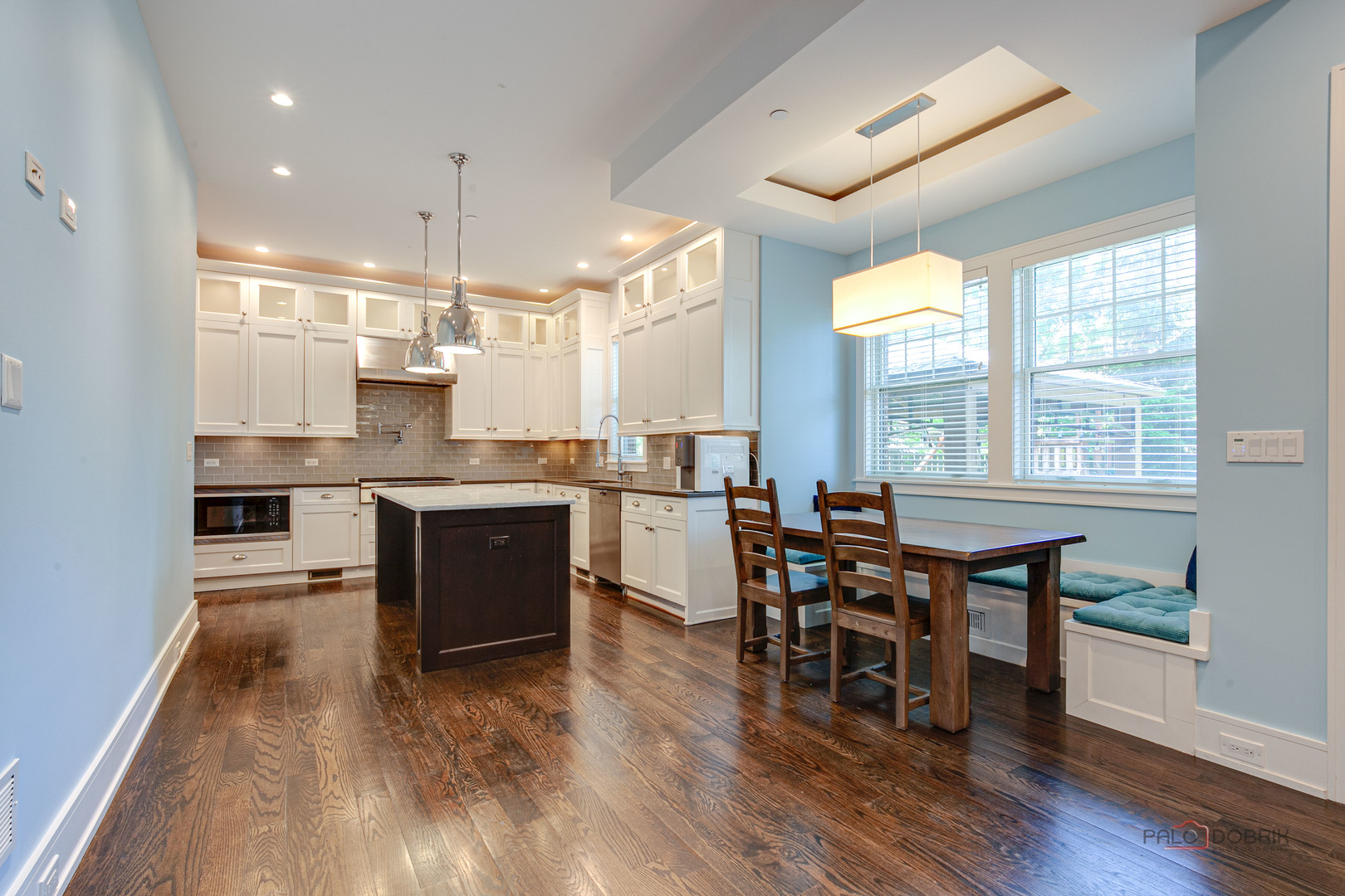 2406 Illinois Road Northbrook, IL 60062 - Photo 5 of 34 Gallery Image 5