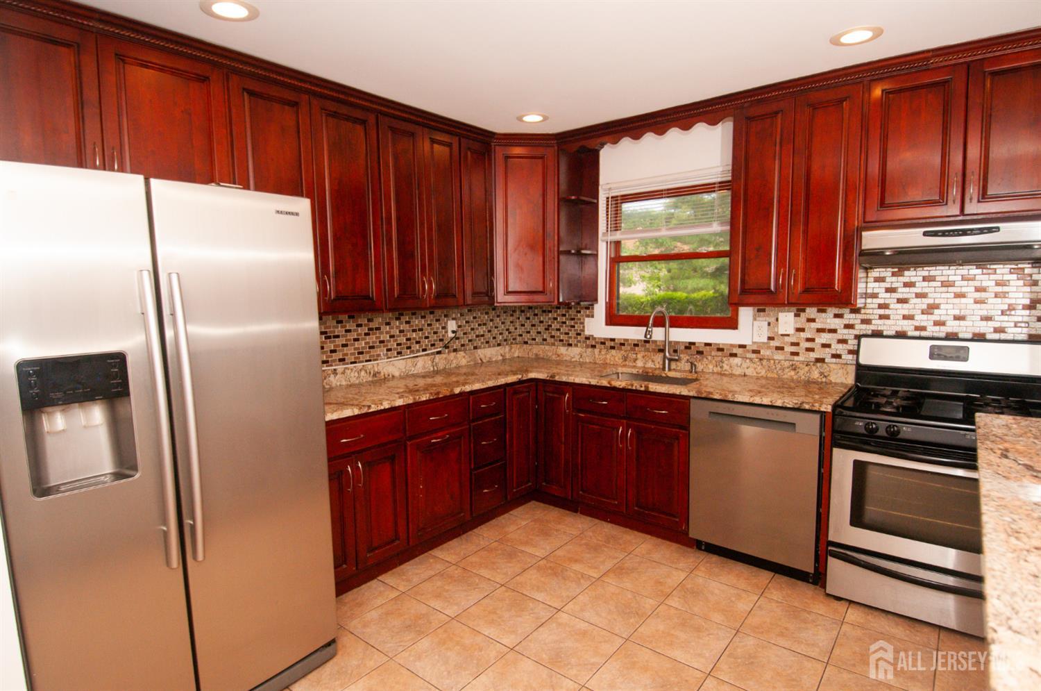 6505 Hana Road Edison, NJ 08817 - Photo 11 of 13