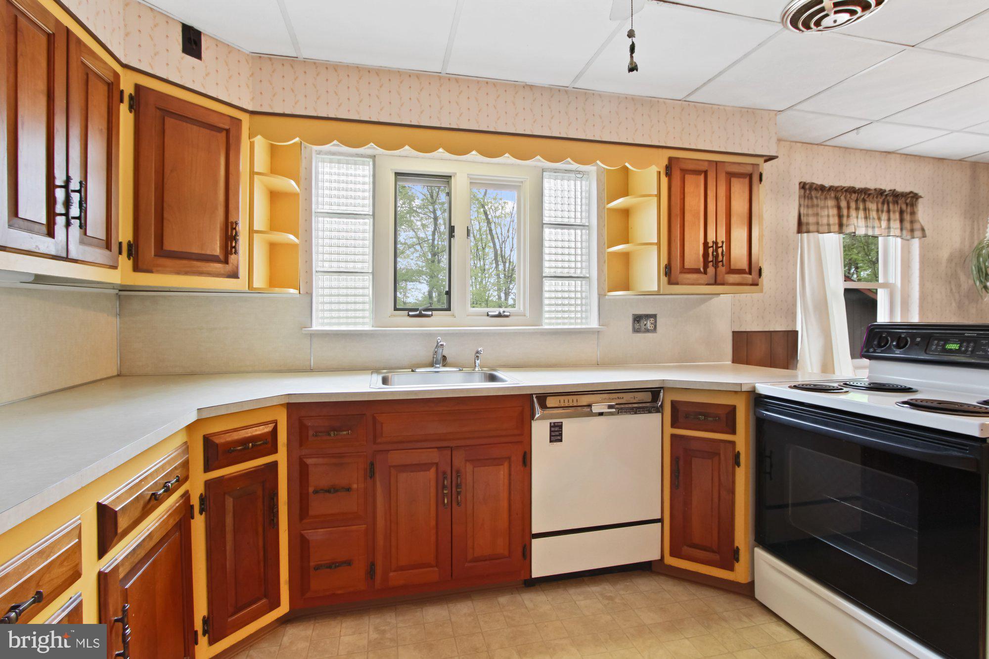 185 Skyline Drive Reading, PA 19606 - Photo 11 of 29