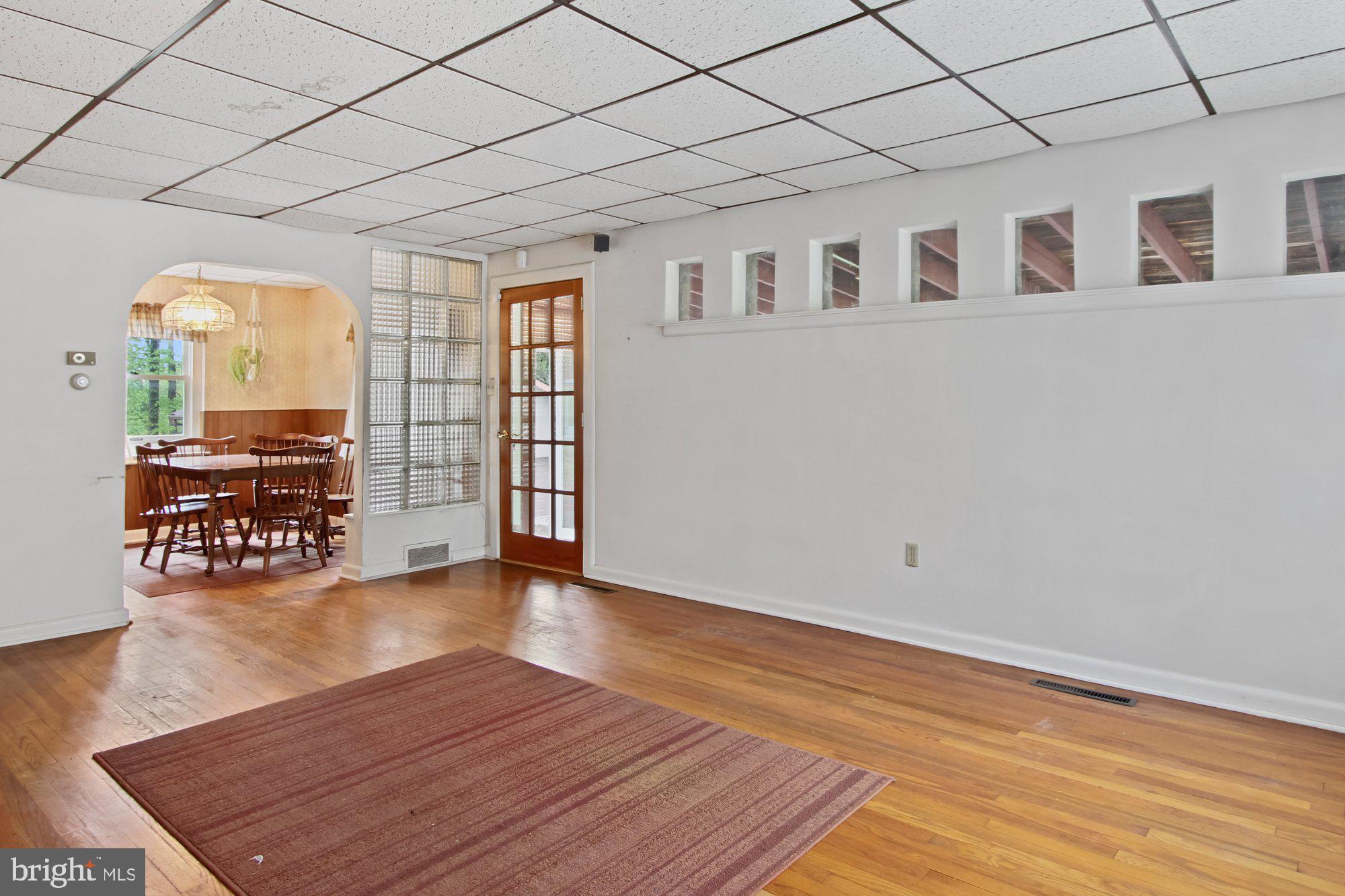 185 Skyline Drive Reading, PA 19606 - Photo 4 of 29