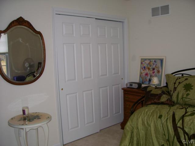 4133 Ross Road Bethlehem, PA 18020 - Photo 33 of 46 Gallery Image 33