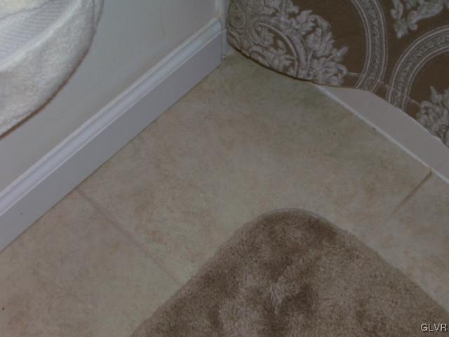 4133 Ross Road Bethlehem, PA 18020 - Photo 37 of 46 Gallery Image 37