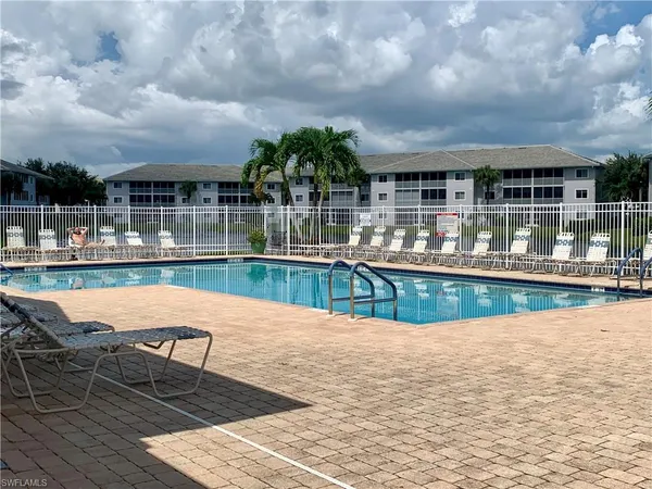 $1,750 | 7811 Regal Heron Circle, Unit 203, Naples, FL 34104