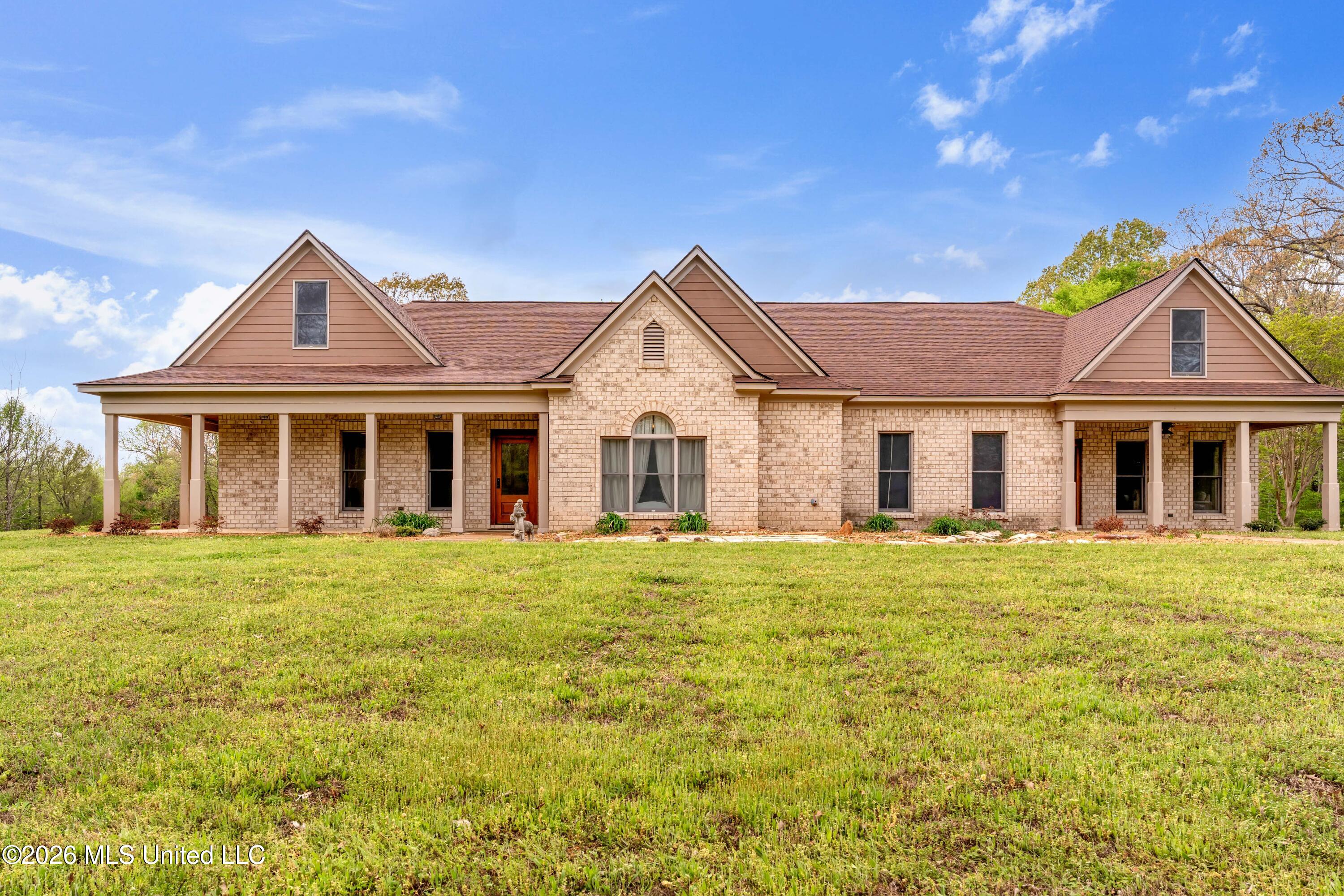 3555 Fogg Road South Hernando, MS 38632 - Photo 1 of 50 A1_00554