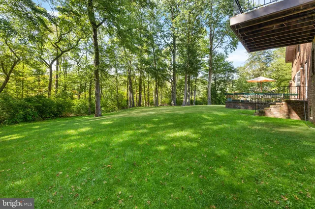 $1,099,000 | 7 Hidden Springs Lane, East Windsor, NJ 08520