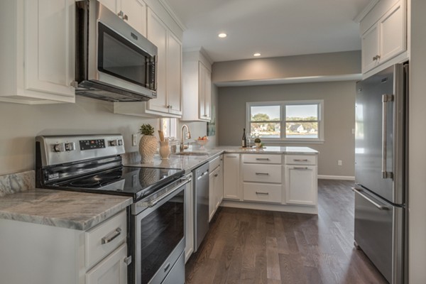48 Riverside Street, Unit 1 Danvers, MA 01923 - Photo 5 of 29 Gallery Image 5