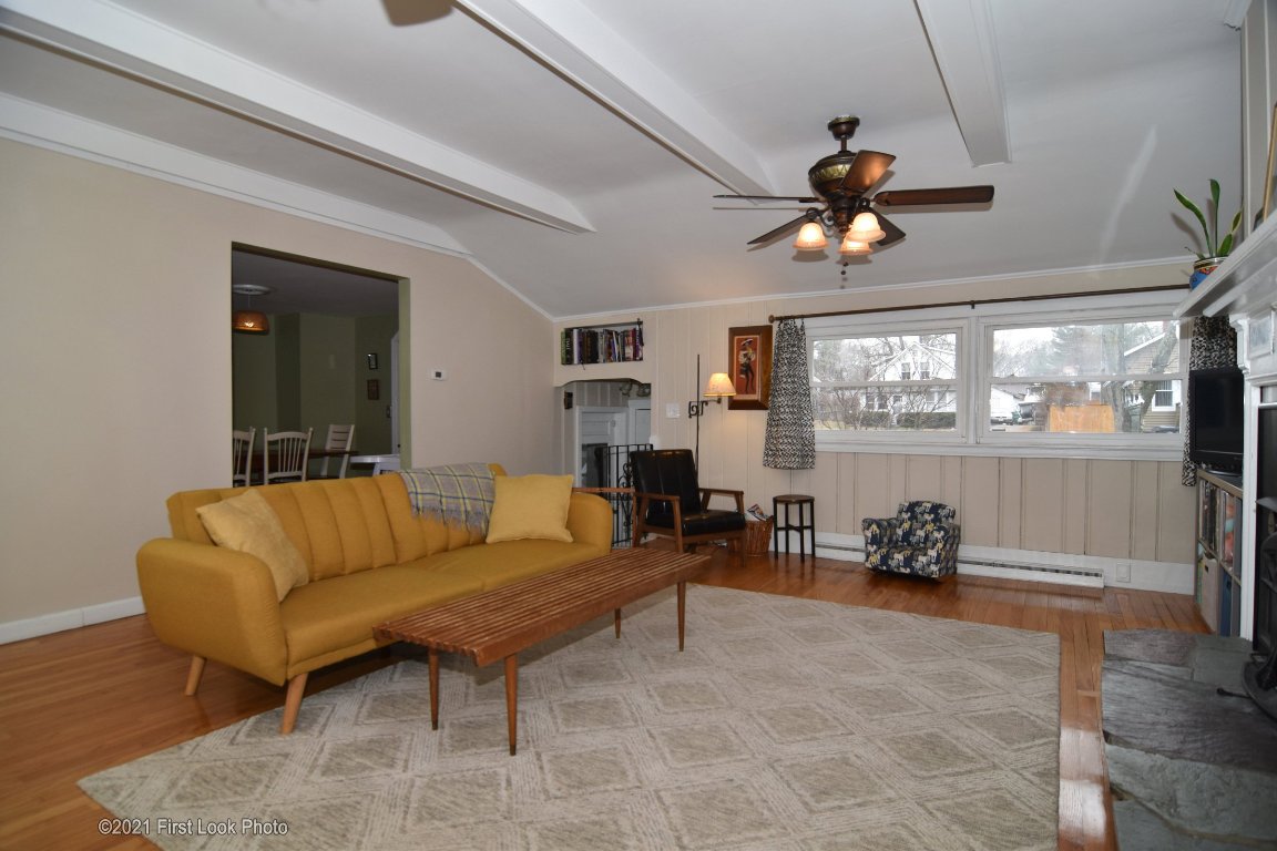 38 Milton Road Warwick, RI 02888 - Photo 7 of 28 Gallery Image 7