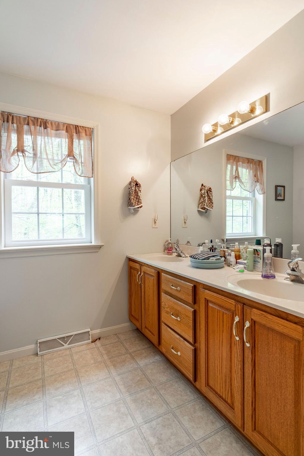945 Swamp Church Road Reinholds, PA 17569 - Photo 34 of 93 Gallery Image 34