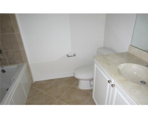 1 Renaissance Way, Unit 410 Boynton Beach, FL 33426 - Photo 10 of 16 Additional Photo