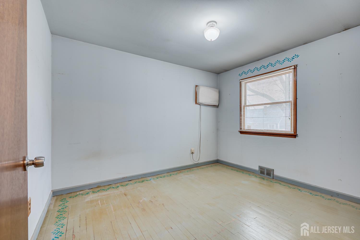 20 Longfield Road New Brunswick, NJ 08901 - Photo 20 of 32