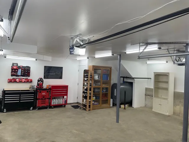 $599,999 | 541 Judd Road, Southbury, CT 06488