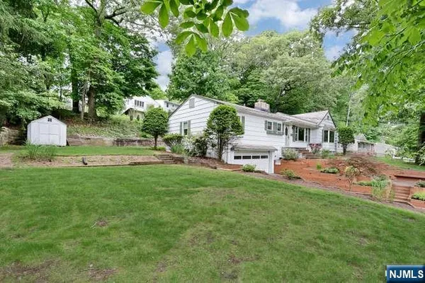 $799,500 | 908 North Monroe Street, Midland Park, NJ 07450