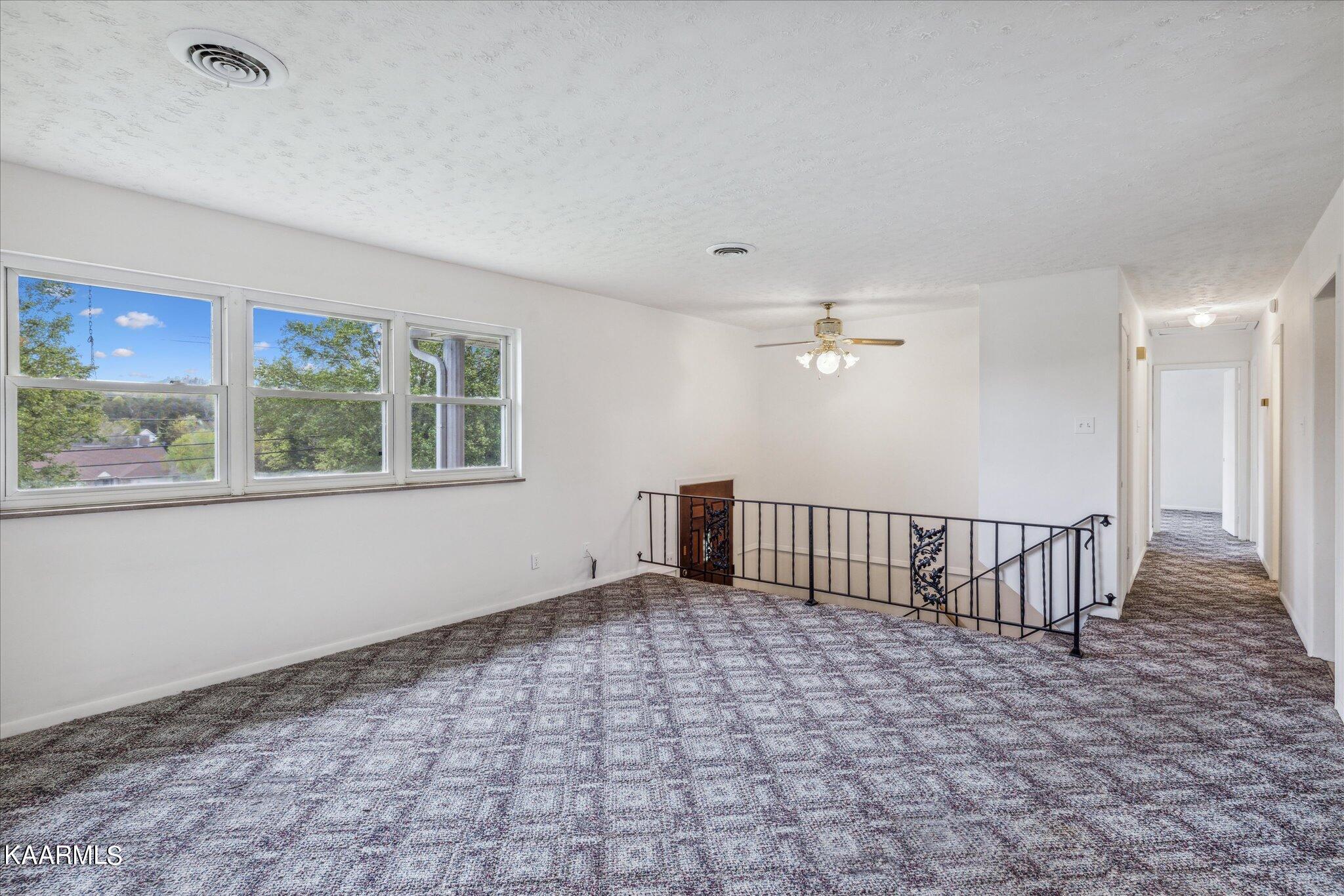 7001 Washington Pike Corryton, TN 37721 - Photo 11 of 33 11. Unit two living room