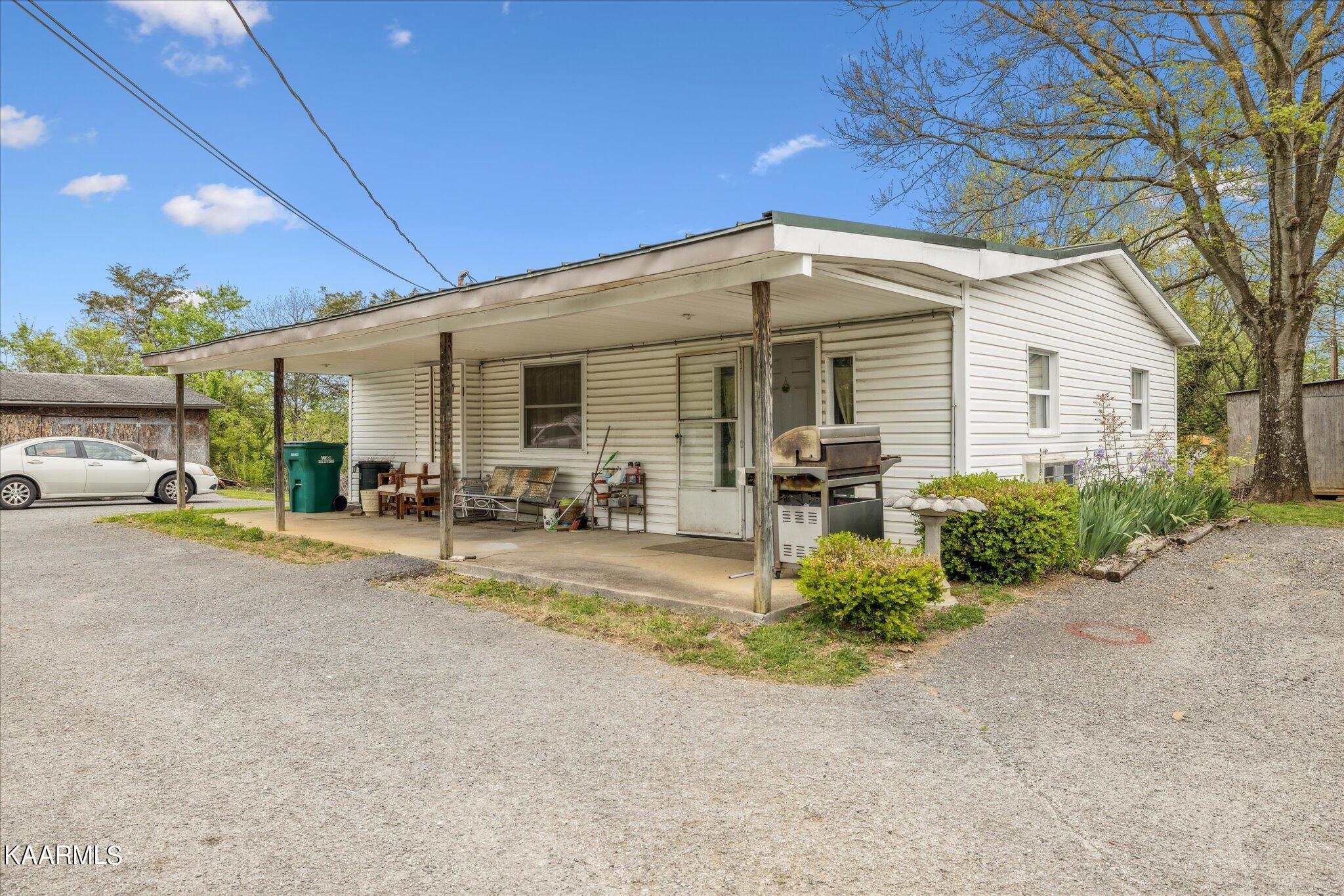 7001 Washington Pike Corryton, TN 37721 - Photo 25 of 33 25. Unit three