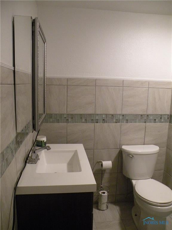 2112 Stoneham Road Toledo, OH 43615 - Photo 9 of 11 Gallery Image 9