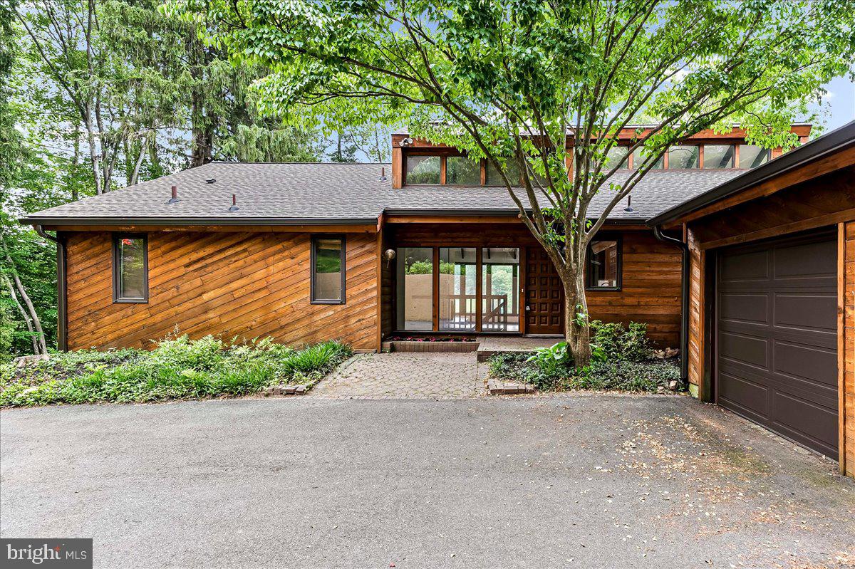 70 Heyburn Road Chadds Ford, PA 19317 - Photo 2 of 46 Front
