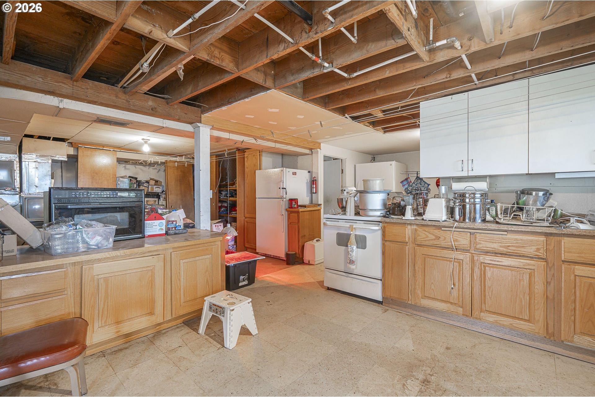 11650 Northeast Red Hills Road Dundee, OR 97115 - Photo 16 of 46 Gallery Image 16