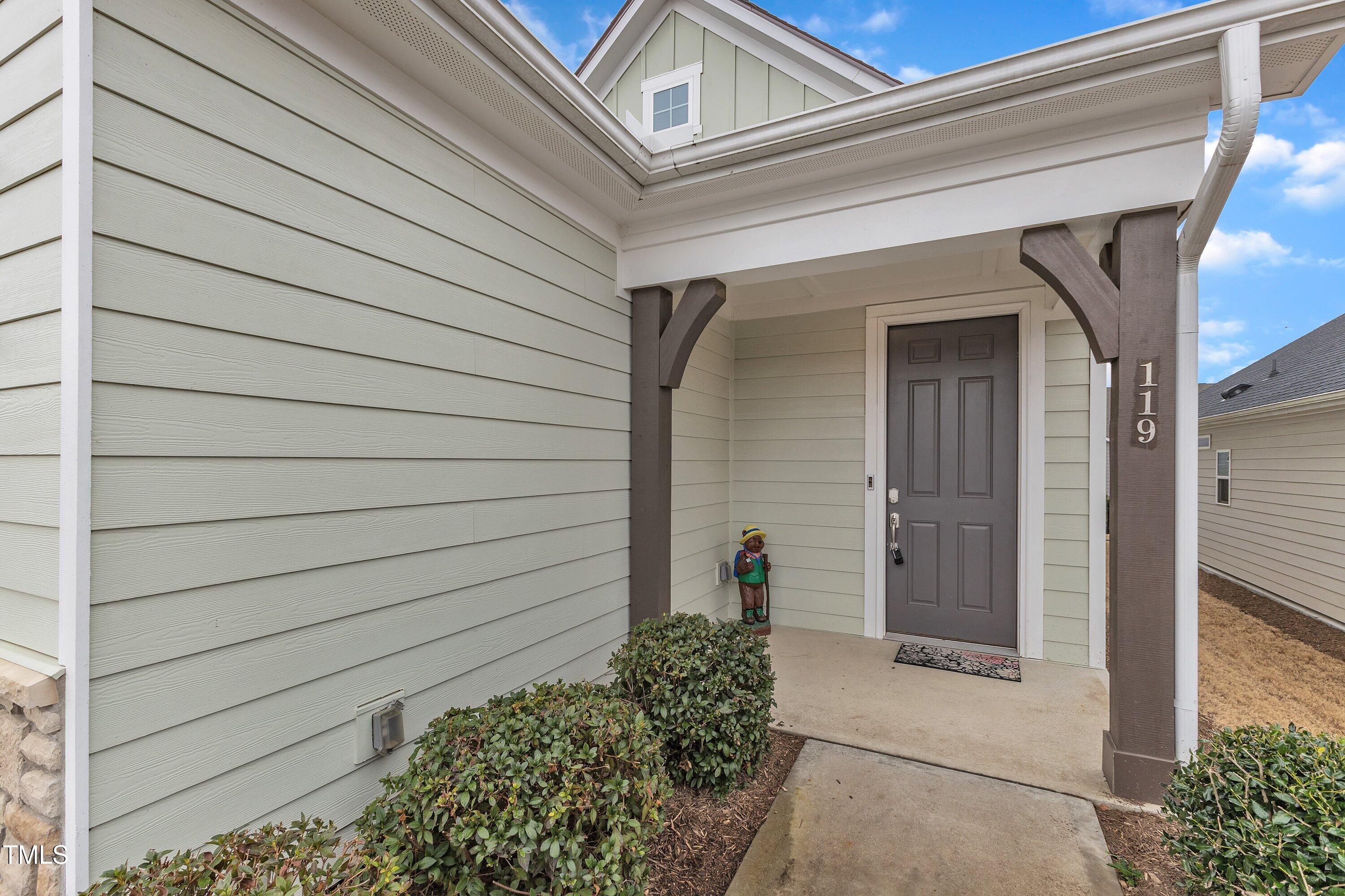 119 Canary Court Raleigh, NC 27610 - Photo 3 of 34 119 Canary-5