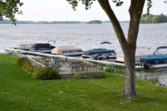 $229,900 | 727 East Lakeview Road, Unit 8, Hustisford, WI 53034