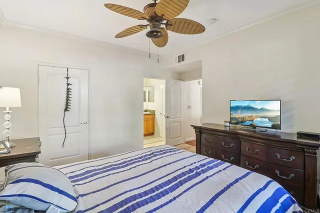 $679,000 | 10978 Serafina Lane, San Diego, CA 92128