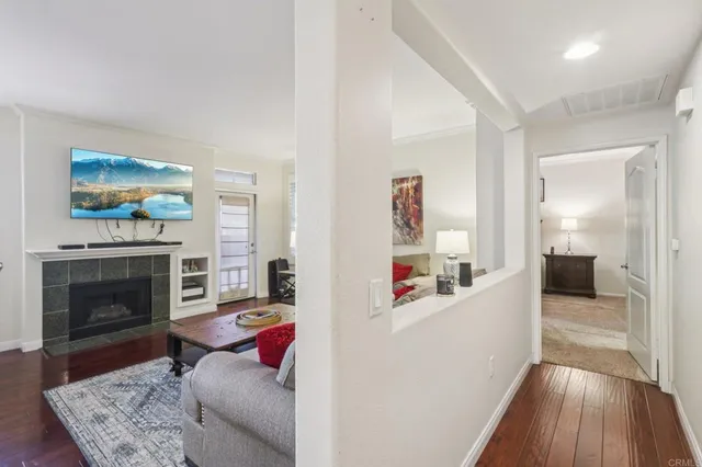 $679,000 | 10978 Serafina Lane, San Diego, CA 92128