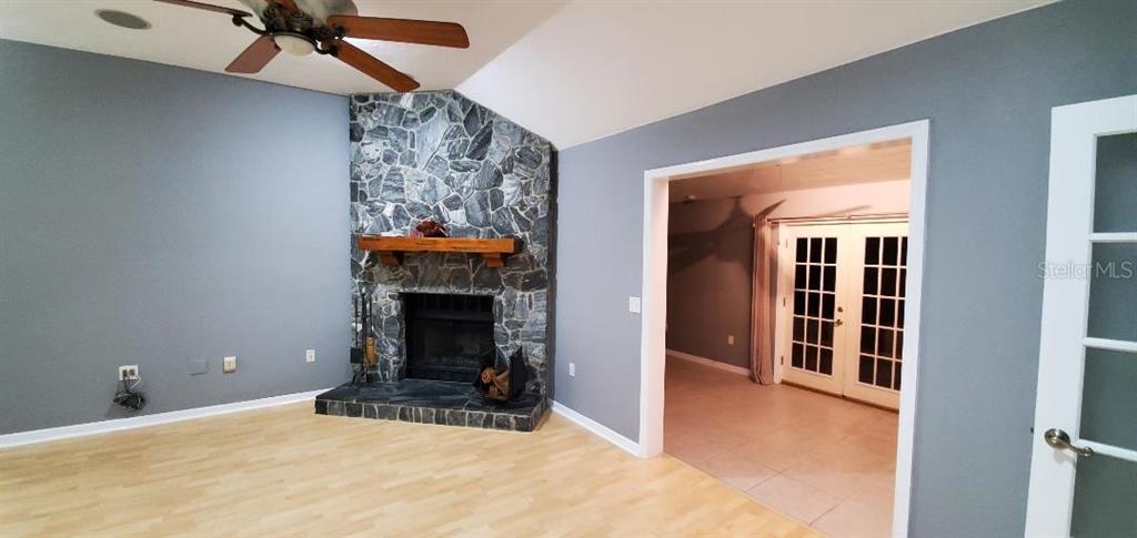 5201 Southwest 86 Terrace Gainesville, FL 32608 - Photo 4 of 23