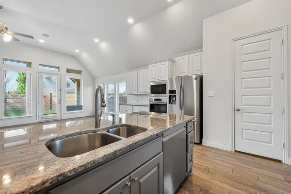 $3,500 | 18202 Nisbet Crossing, Richmond, TX 77407