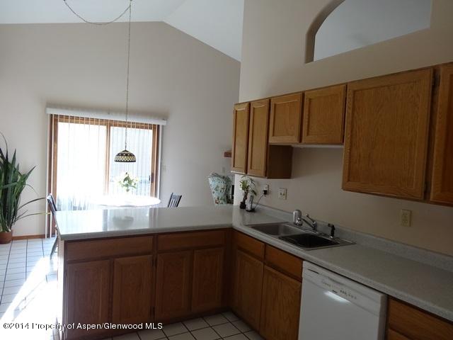 605 Ginseng Road New Castle, CO 81647 - Photo 13 of 29 kitchen