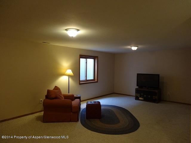 605 Ginseng Road New Castle, CO 81647 - Photo 23 of 29 familyroom