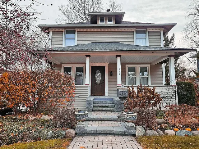 $365,000 | 325 West St Clair Street, Romeo, MI 48065