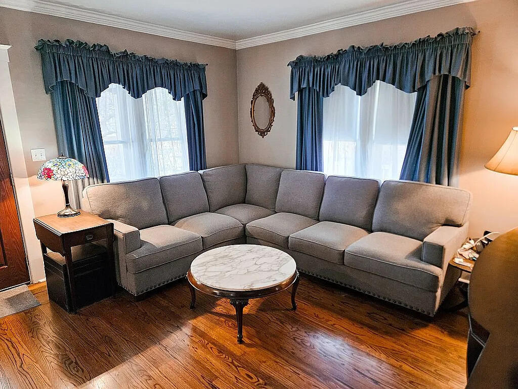 325 West St Clair Street Romeo, MI 48065 - Photo 2 of 21 325_W_St_Clair__21_