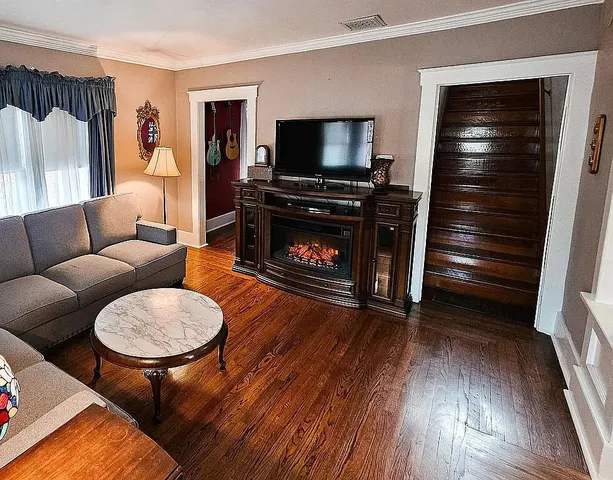 $365,000 | 325 West St Clair Street, Romeo, MI 48065