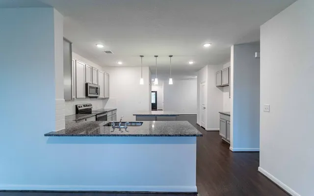 $322,245 | 313 Blue Steel Road, Jarrell, TX 76537