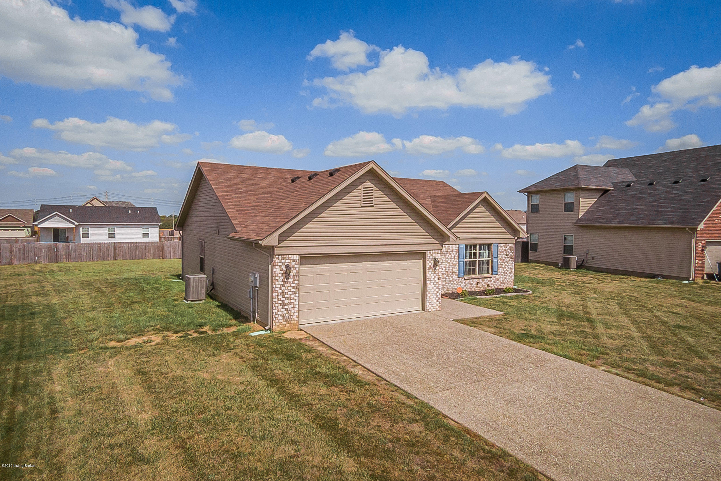 720 Golden Wing Road Mount Washington, KY 40047 - Photo 2 of 32 720 Golden Wing Road-01