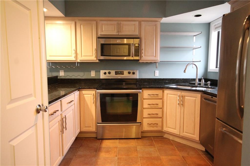 73 Lookout Ridge Drive, Unit E2 Columbus, IN 47201 - Photo 3 of 14 Gallery Image 3