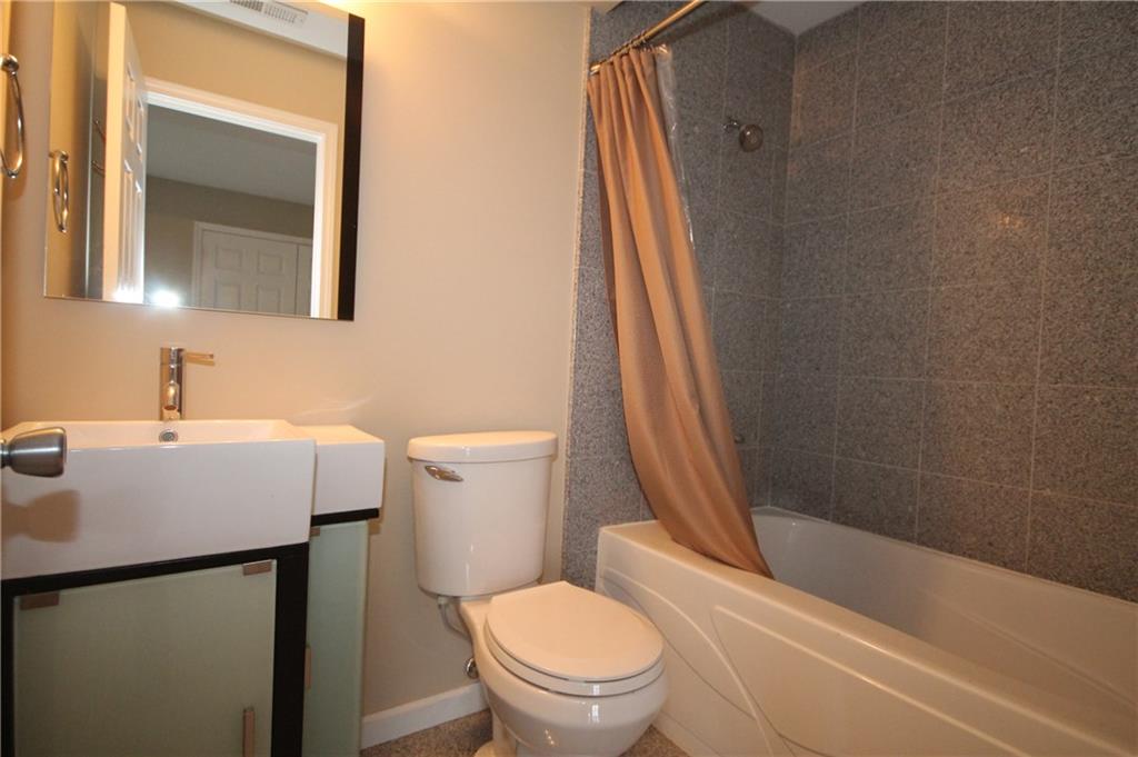 73 Lookout Ridge Drive, Unit E2 Columbus, IN 47201 - Photo 7 of 14 Gallery Image 7