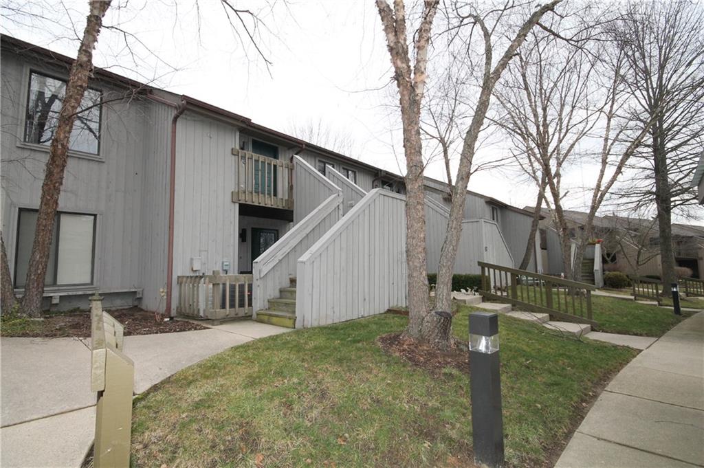 73 Lookout Ridge Drive, Unit E2 Columbus, IN 47201 - Photo 9 of 14 Gallery Image 9