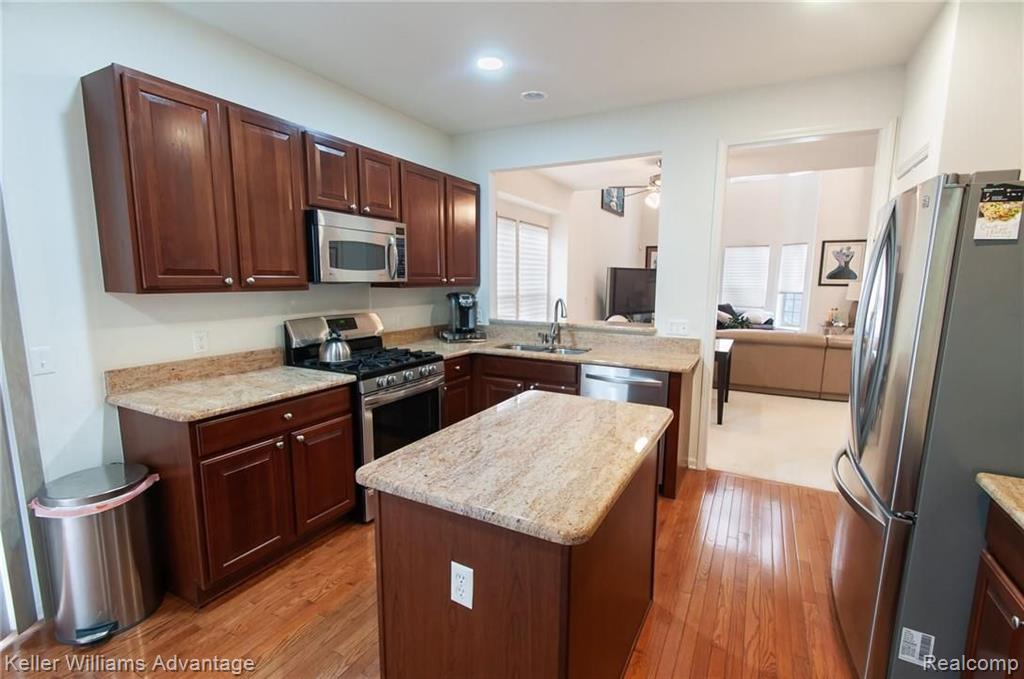 49788 Potomac Road Canton, MI 48188 - Photo 10 of 36