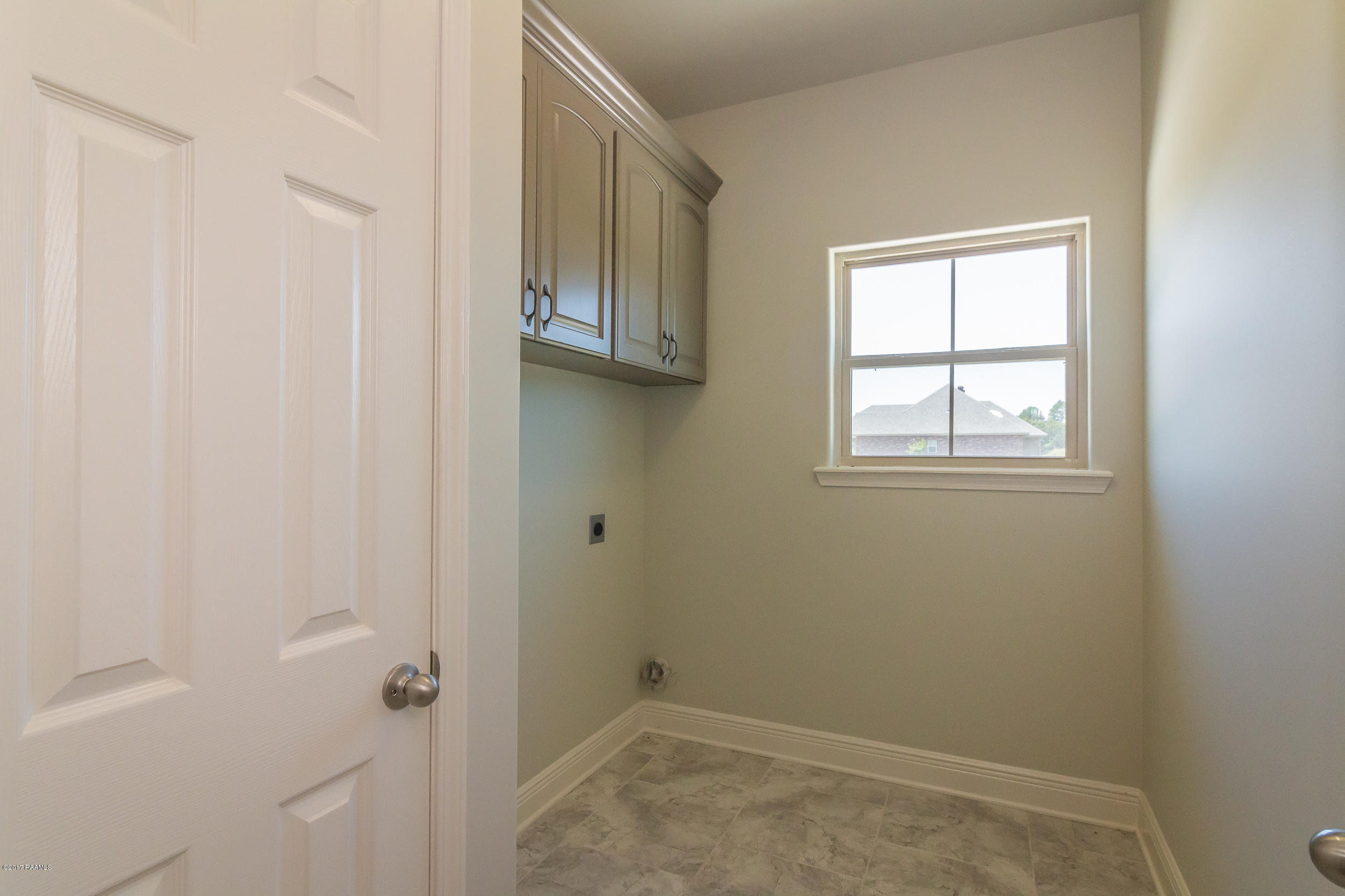 249 Country Meadows Road Church Point, LA 70525 - Photo 14 of 42 InteriorCounMed249-28